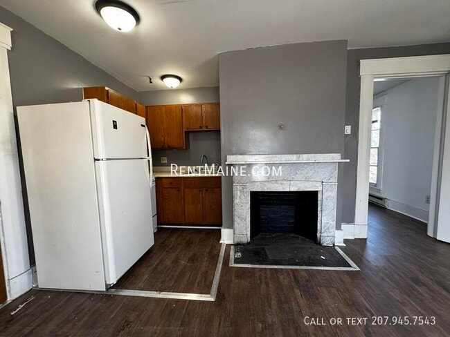 Photo - 62 State St Unit 4