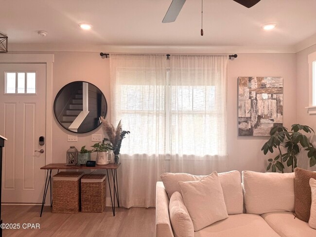 Photo - 2129 Sedges Ave