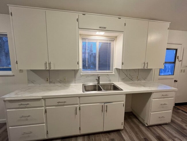 Photo - Triple J Properties-PM#025-0249-1639 Unidad 1639