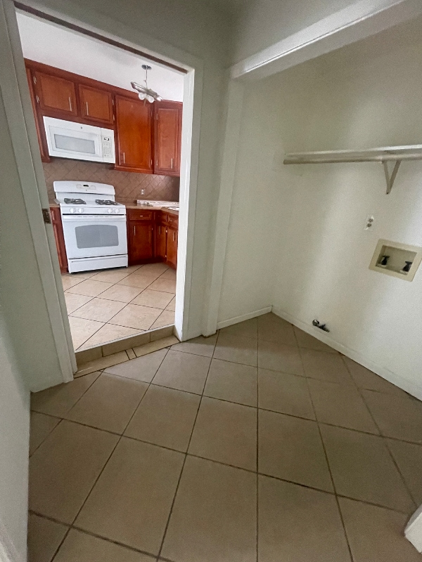 Photo - 7618 Linden St