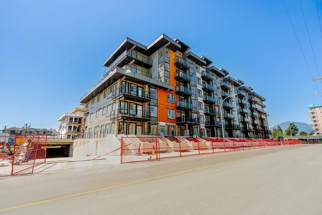 45815-45815 Princess Ave