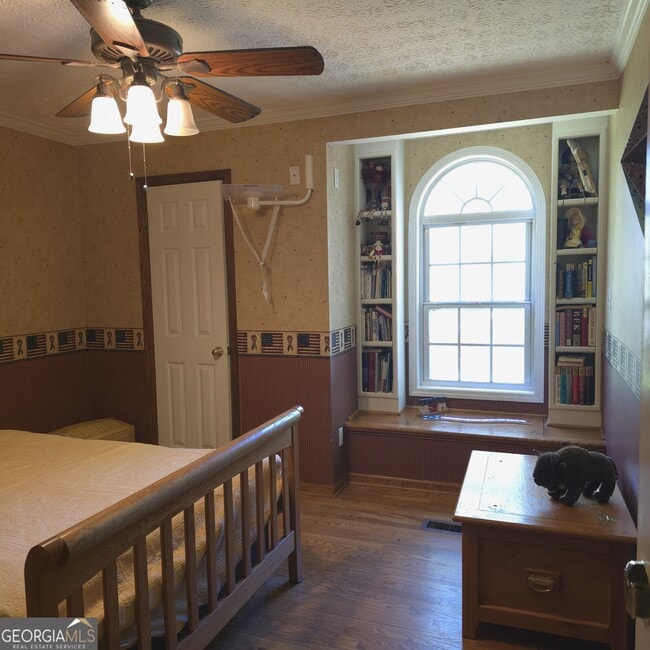 Photo - 3666 Lakewood Ct Unit C