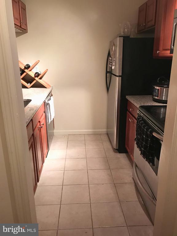 Photo - 241 S 6th St Unit 2102B