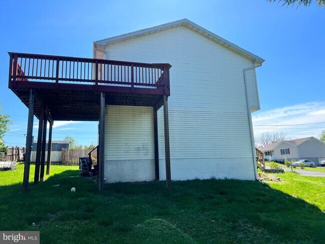 203 Waxed Cherry Court House House Rental in Martinsburg WV 203 Waxed Cherry Court House House Rental in Martinsburg WV