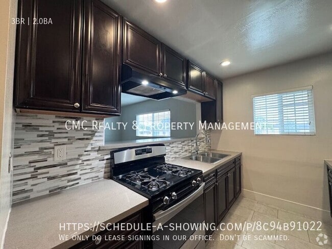 Building Photo - 2019 E 7th St Rental