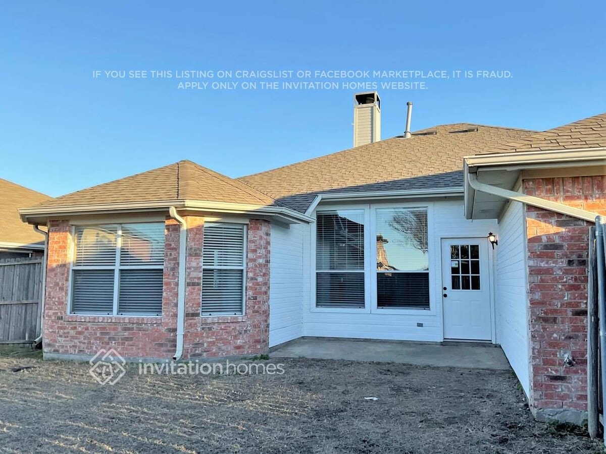 Photo - 2737 Preston Creek