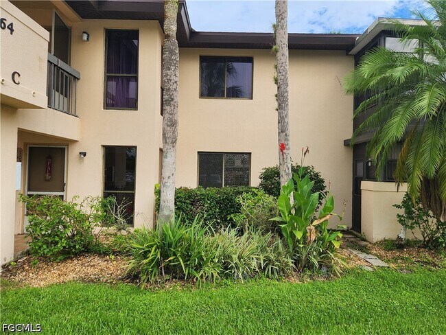 1064 Villa Dr Unit C103