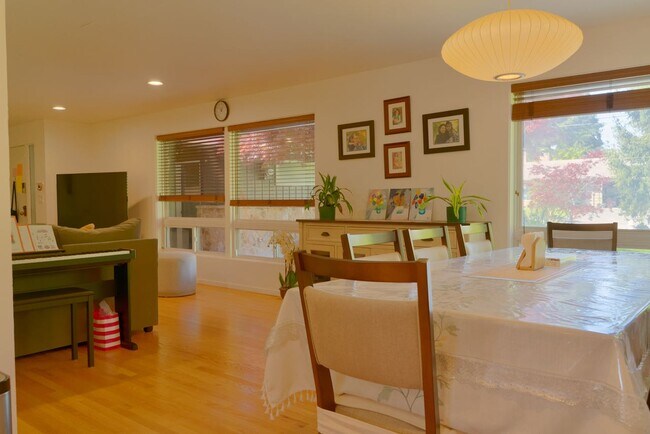 Photo - 4118 93rd Ave SE