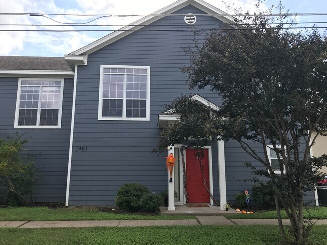 Photo - 1901 S 15th St Unidad B