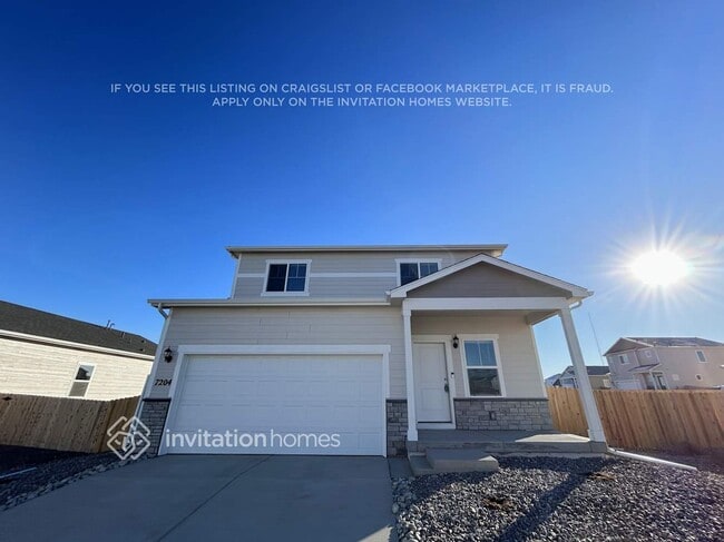 Building Photo - 7204 Dolores Ave