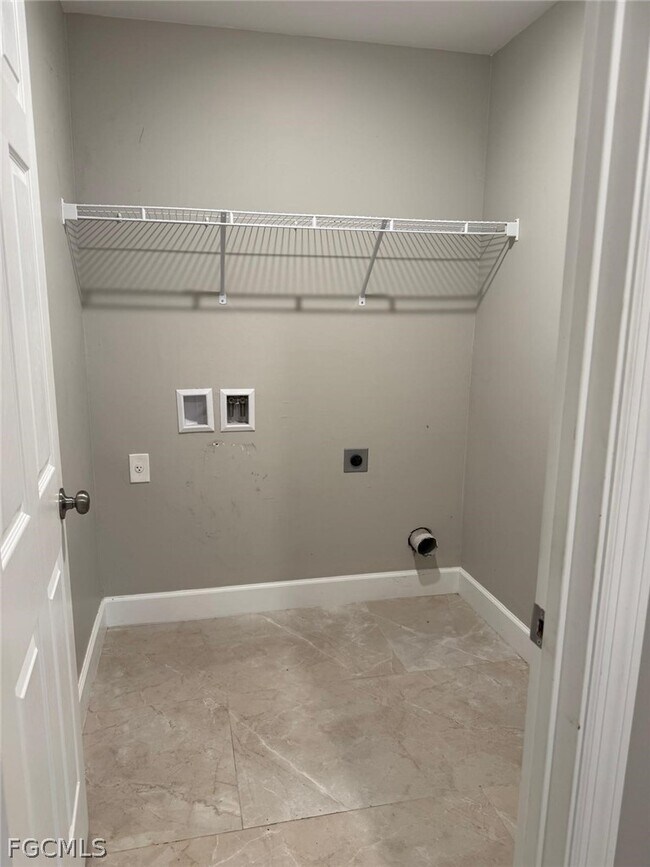 Photo - 2134 Davis St