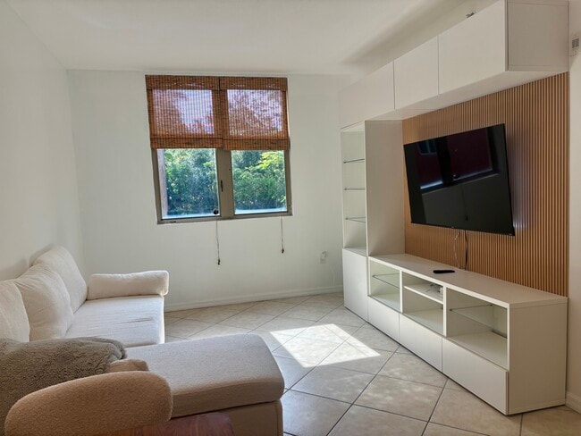 Photo - 2630 SW 28th St Condo Unit 20