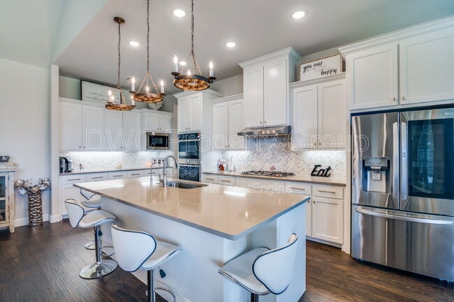 Photo - 736 Sterling Dr