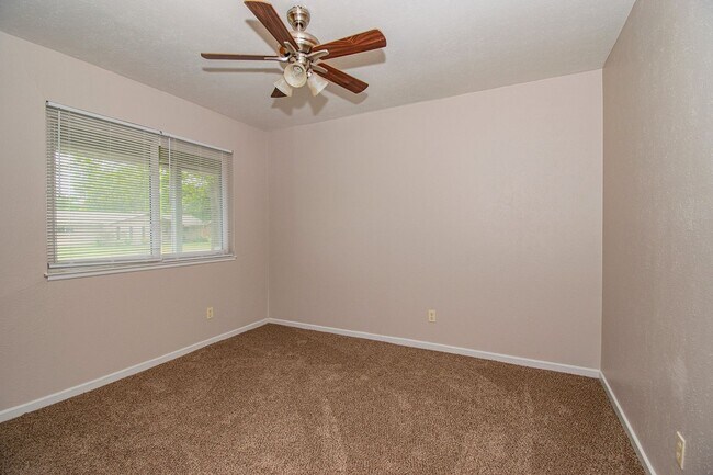 Photo - 3400 Nashville Ave