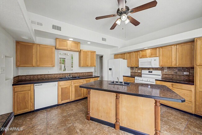 Photo - 6616 W Aire Libre Ave