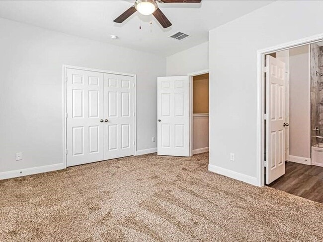 Photo - 8214 Parker Rd
