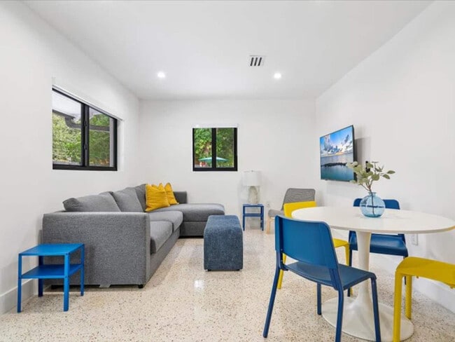 Photo - 256 NW 57th St Apartment Unit ID1258749P