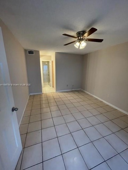 Photo - 479 NE 210th Cir Terrace Unidad 10328