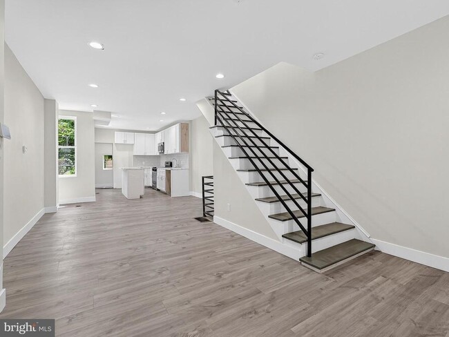 Photo - 3020 Euclid Ave