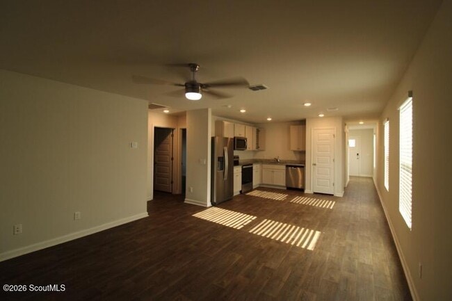 Photo - 507 Autumns Wood Cir W