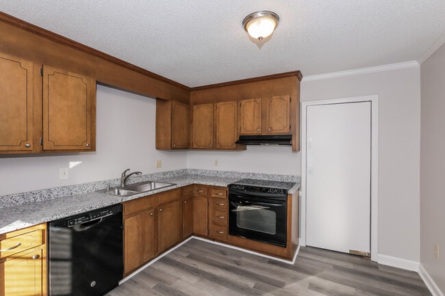 Photo - 5117 Chestnut Lake Dr