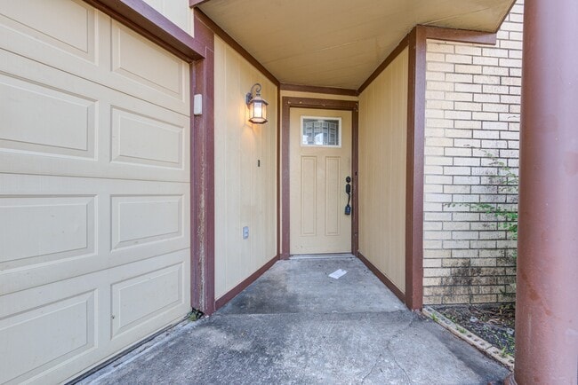 Photo - 10822 Kirktown Dr