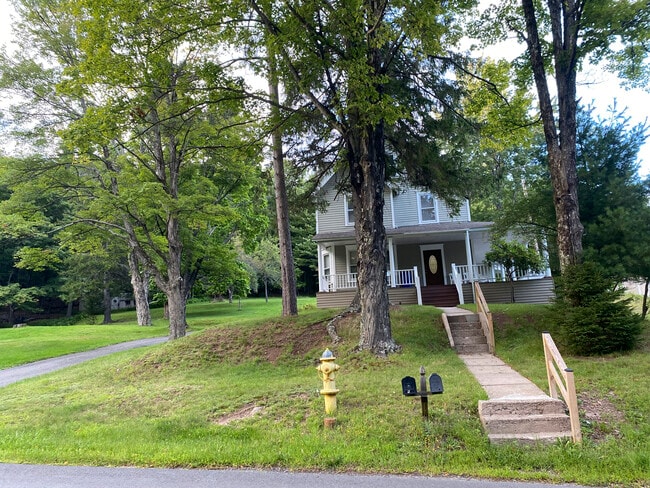 Photo - 30 Revonah Hill Rd Unit #1