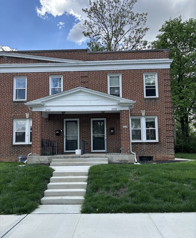 Photo - Thornwood Place 1253-1259 Unit 1259