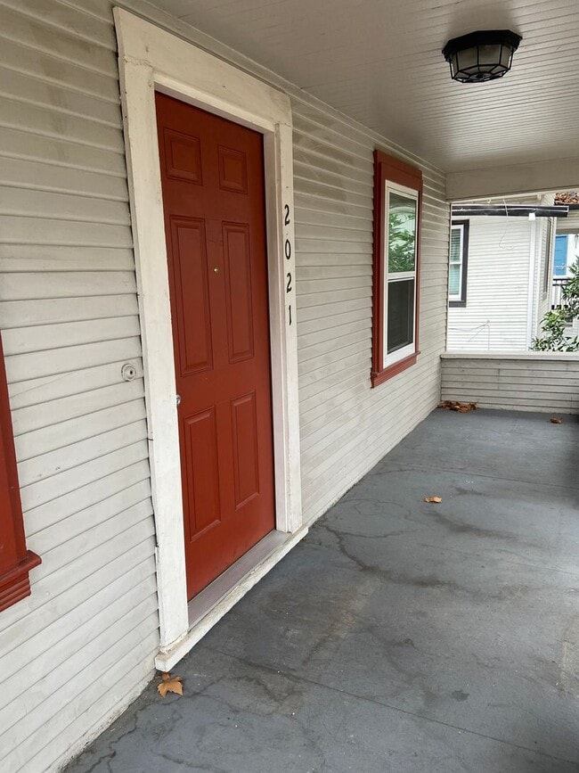 Photo - Beautiful 2 Bdrm, 1 Bath Downtown Sac Remodel!