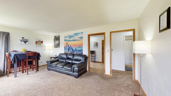 Photo - Duplex in North Ames - Close to Mall