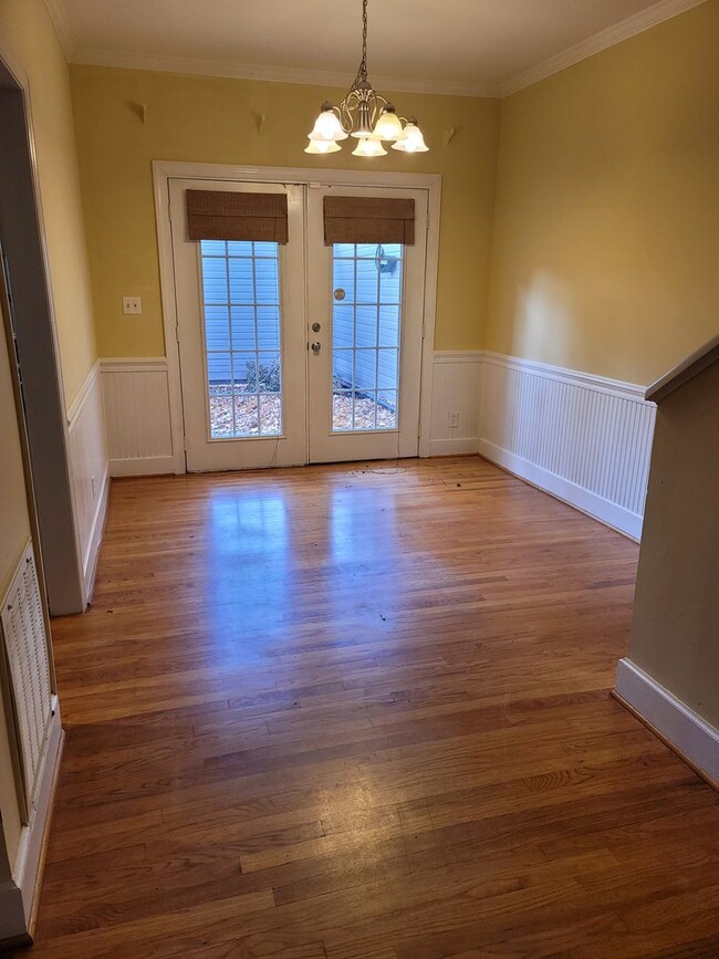 Photo - NEW LISTING! Townhouse in Haymount! 3 Bedroom 2.5 Bath minutes from Downtown Fayetteville!