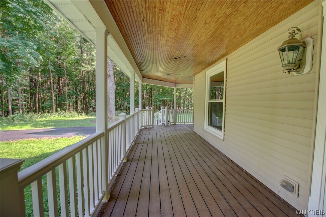 Photo - 5880 Draudt Rd