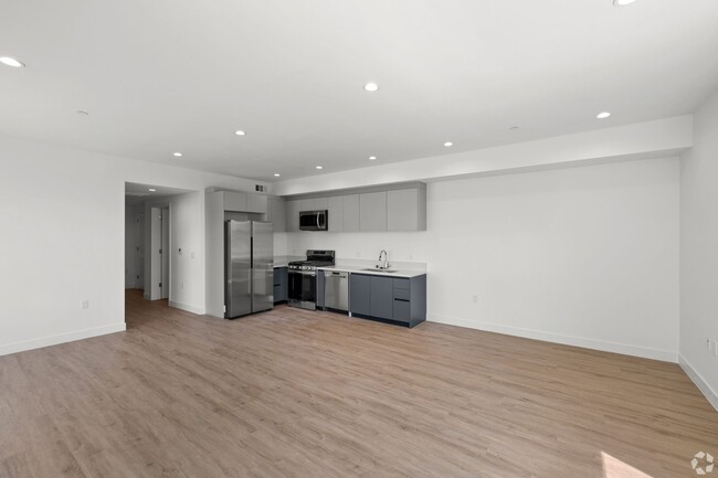 Photo - HUGE Studio 402 Apartment Unit 402-0