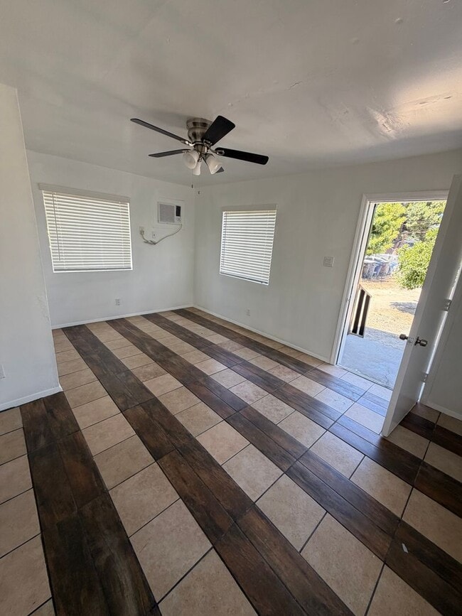 Photo - one-bedroom house in Delano - Schedule your tour now!