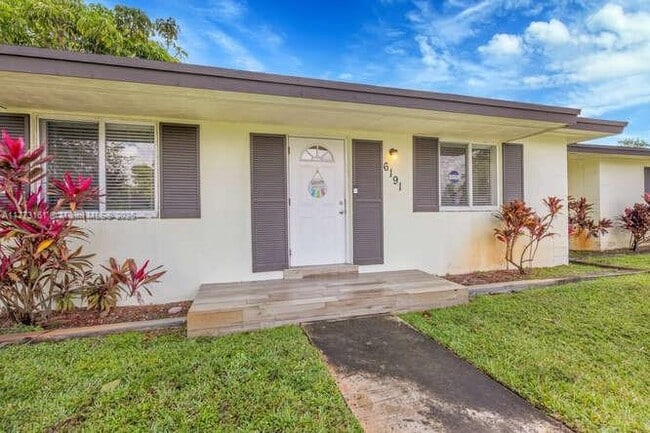 Photo - 6191 SW 62nd Pl