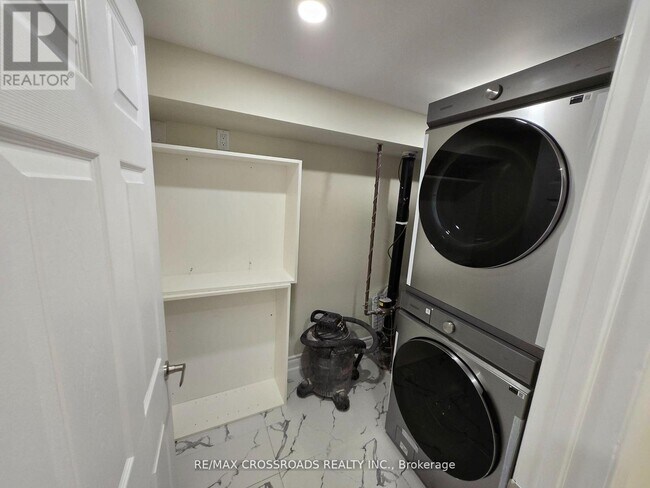 Photo - 66 Morrison Crescent