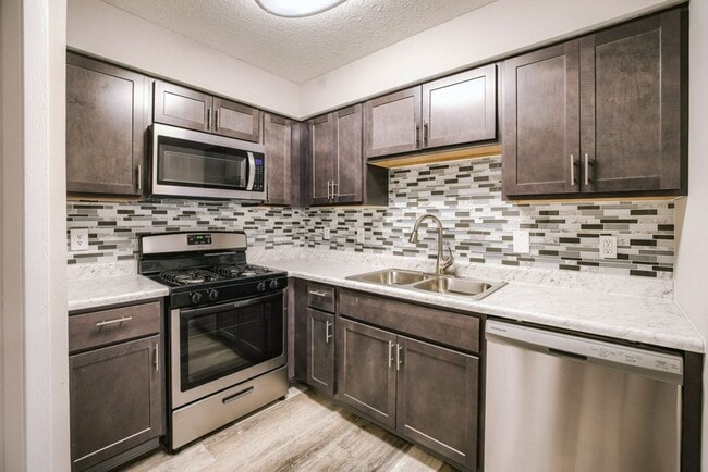 Photo - TOWNHOMES AT MCNAUGHTEN