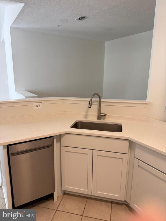 Photo - 1704 Lake Shore Crest Dr Unit 32