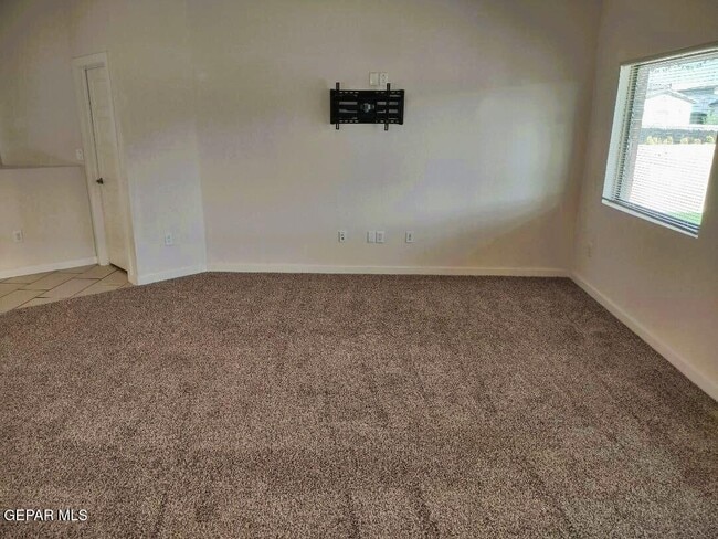 Photo - 14725 Tierra Fortaleza Ave