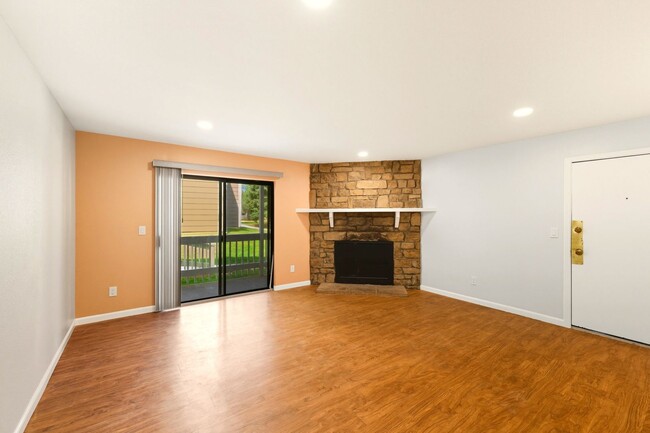 Photo - Fully Remodeled 3 Bedroom, 2 Bath Condo Re...