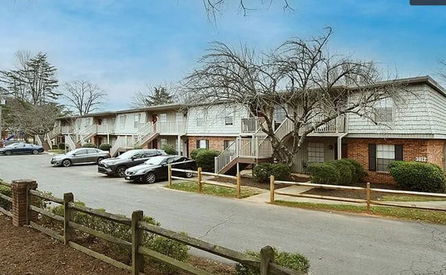 Photo - Well-maintained 2-bedroom, 1-bath upper level condo in Winston-Salem,