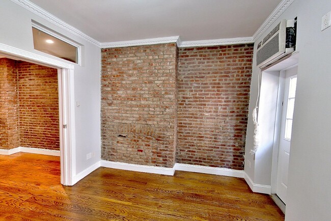 Building Photo - 493 2nd Ave Rental