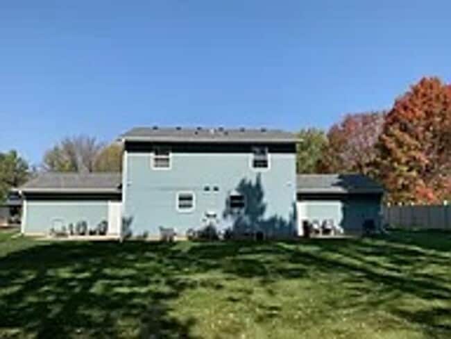 Photo - Southside Duplex on a Quiet Residential Street Unit 3411