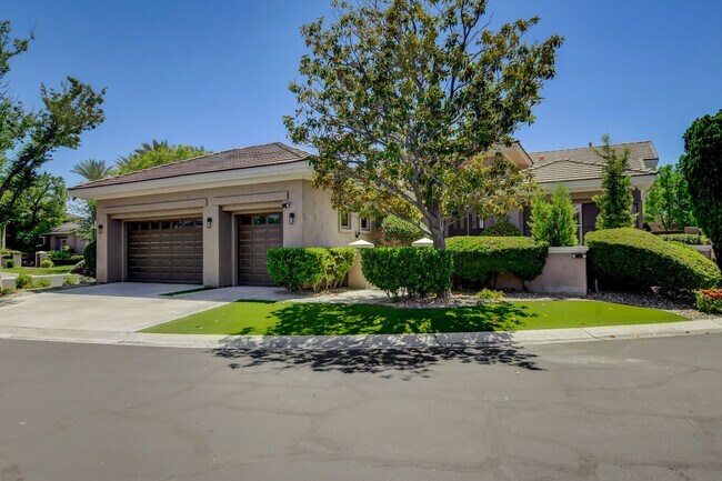 Photo - Single Story in Country Club Hills!