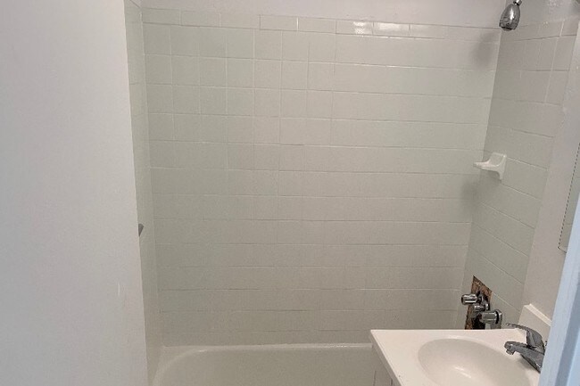 Bathroom - 97-11 Horace Harding Expy Unit -