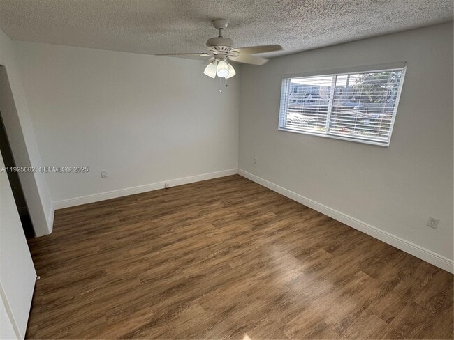 Photo - 6705 SW 44th St Unit 27