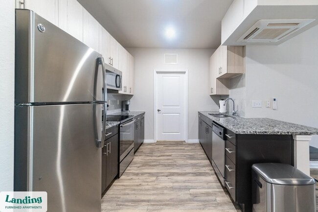 Photo - 655 W Mallard Creek Church Rd Unidad 04-305.1410767