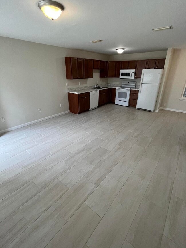 19 Park Cir SE Unit A