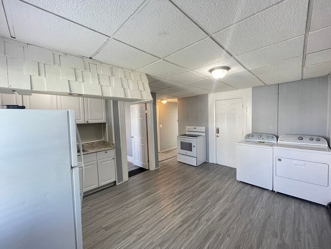 416 Rimmon St Unit 2