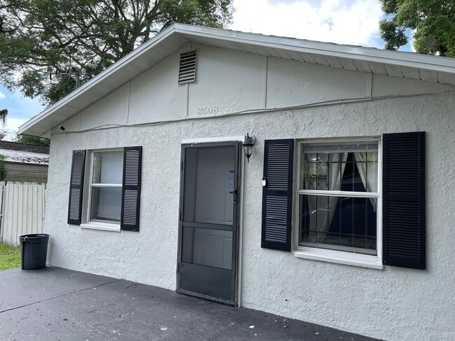 3bed/1bath Single family house ready 1st w... - 3bed/1bath Single family house ready 1st w...